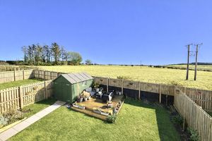 Photo 23- click for photo gallery